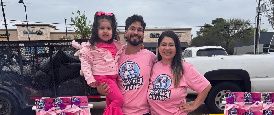 piggyback premium moving family